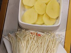 -浪里寻·臻牛养生牛肉火锅(方圆荟店)