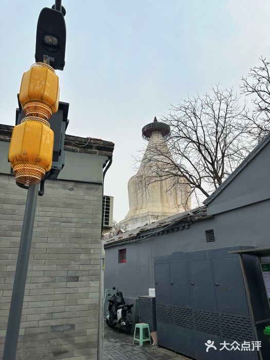 妙应寺白塔图片