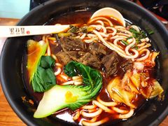 -鑫花溪牛肉米粉(凤凰街创始总店)