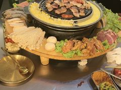 -胡悦里韩式烤肉(芝罘万达广场店)