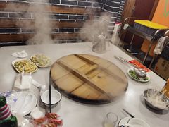 -小火炕铁锅炖鱼
