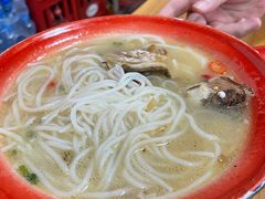 -老三样·美食研究中心(世贸路店)