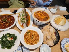 -连鹭海鲜·海肠捞饭·海胆饭(星海店)