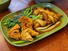 炸炸甜物小拼盘-三爷糟粕醋·鲜鱼汤·海南特色小吃(新华南路店)