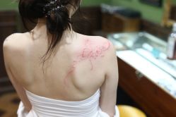 -雲艺刺青·洗纹身