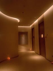 -依霖·艺术·SPA