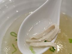-老西白点心店