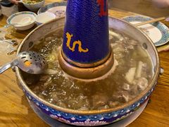 -毛辣果·贵州红酸汤牛肉火锅(西单店)