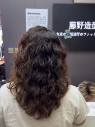 -藤野造型烫染·漂发