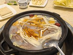 -九寨特色牦牛肉汤锅 羊肉汤锅