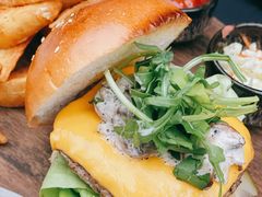 牛肉汉堡-农畉LONFOOD(福田星河COCOPark店)