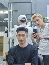 点击看大图 -藤野造型专业烫染接发