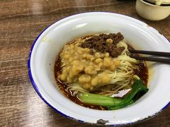 -东三里屯豌杂面