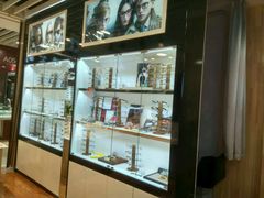 -MiRi眼镜连锁·蔡司·尼康控优点合作店(莘庄店)
