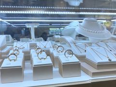 -鑫羽黄金首饰奢侈品回收鉴定