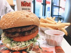 -The Habit Burger Grill 哈比特汉堡(世博店)