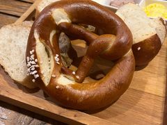 面包篮子-德国金皇冠啤酒坊(硅谷大街店)