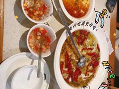 -江渔儿酸菜鱼(奥园广场金发购物中心店)