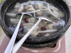 -墨脱石锅椰子鸡•海鲜糟粕醋(榆亚路店)
