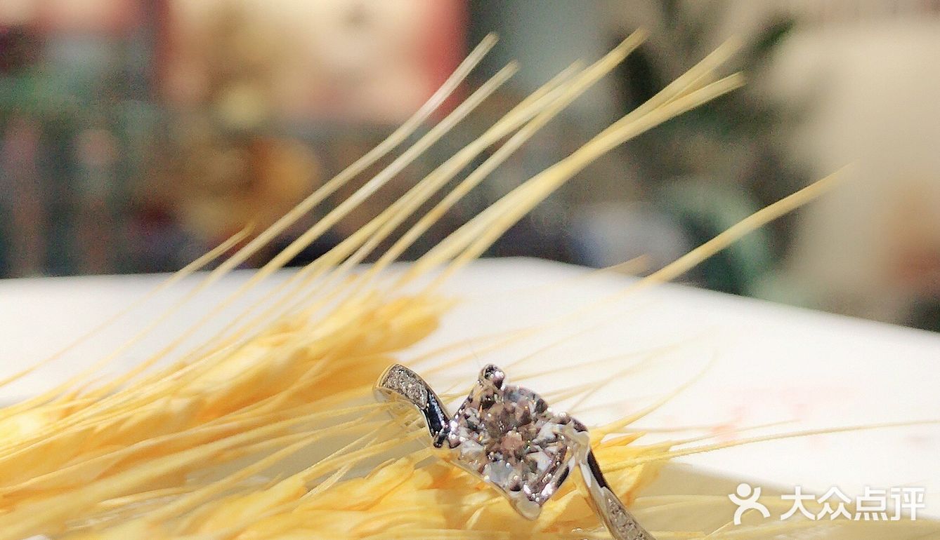 33分，定成7000不到，真的太便宜了。