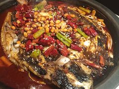 -鸣记脆皮烤鱼(三八广场店)