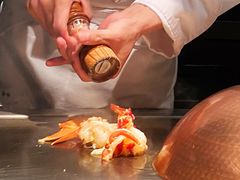 蓝龙虾-Ginza Onodera铁板烧(外滩十八号店)