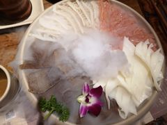 -东巴人鱼豆花火锅(幸福街店)