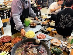 -黄潇洒老火锅(九眼桥宏济巷店)