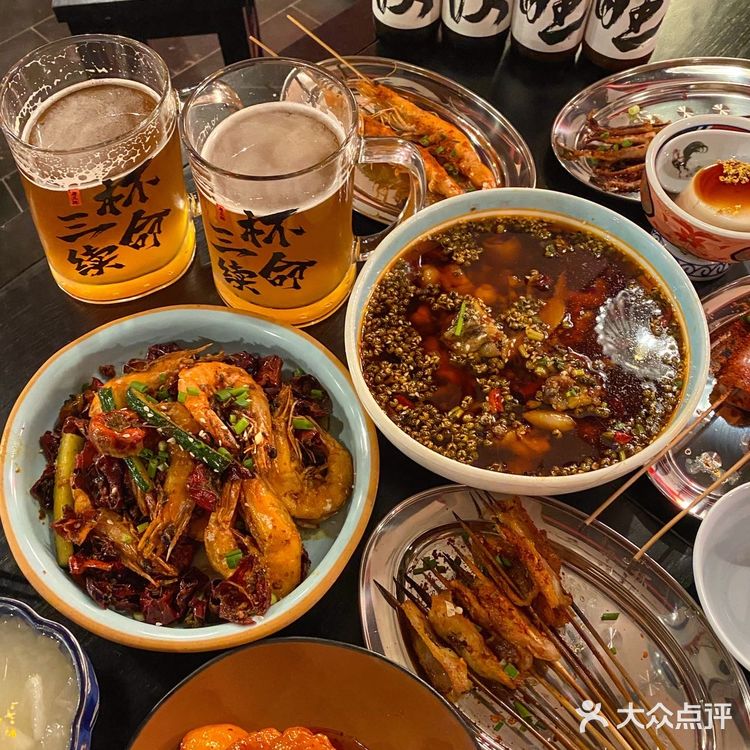 近期zui喜欢的中式小酒馆‼️氛围感拿捏了