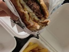 胖子最爱-Grinder 绞肉机汉堡(武定路店)