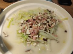 -九锅一堂酸菜鱼(学府凯德店)