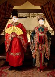 -雪中彩影婚纱摄影·微光艺术中心