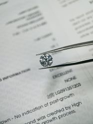 -VE DIAMOND·天然&培育钻石定制