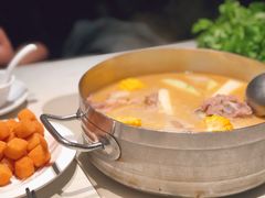 -肥仔文澳门猪骨煲(南京西路店)