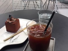 -UNI UNI(环亚凯瑟琳店)