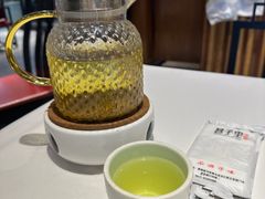 -巷子里小酒馆(繁荣路店)