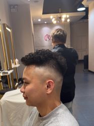 -P.R.O.salon 发哲