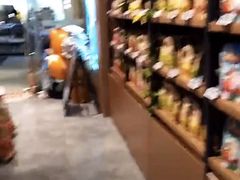 -三只松鼠(世欧广场店)