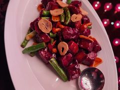 黑椒葱爆牛肉粒-杭州西子湖四季酒店·金沙厅