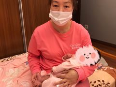 -爱的果实月嫂育婴师(世纪东方店)