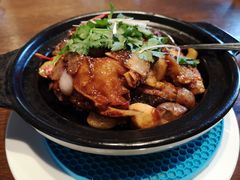 生嗜鱼头煲-ZEN采蝶轩·粤味臻鲜·手作点心·商务宴请(泰州店)