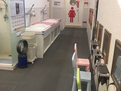 -龙格亲子游泳·水育早教运动中心(绿宝中心)