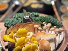 -三出山火锅(万象天地店)