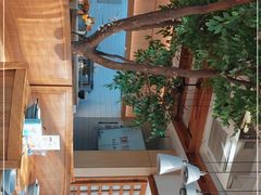 -蜜桃餐厅·伴山(湖滨商业街店)