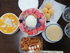 西瓜芋圆绵绵冰-水牛奶皇后糖水铺(深圳总店)