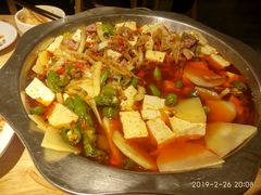 -兔行天下-鸿鹤鲜锅兔(中海国际店)