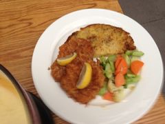 猪排套餐-Geneva日内瓦餐厅(西郊宝成花苑店)