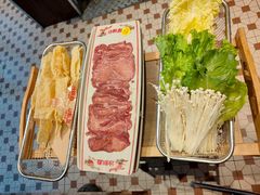 -沙胆彪炭炉牛杂煲(上海日月光广场店)