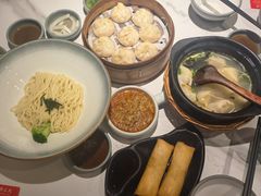 -馋三尺蟹粉小笼(人民广场店)