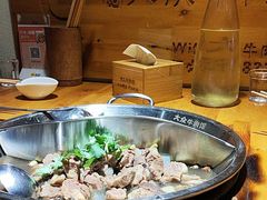 -大众跷脚牛肉馆·非遗传承单位(峨眉山店)